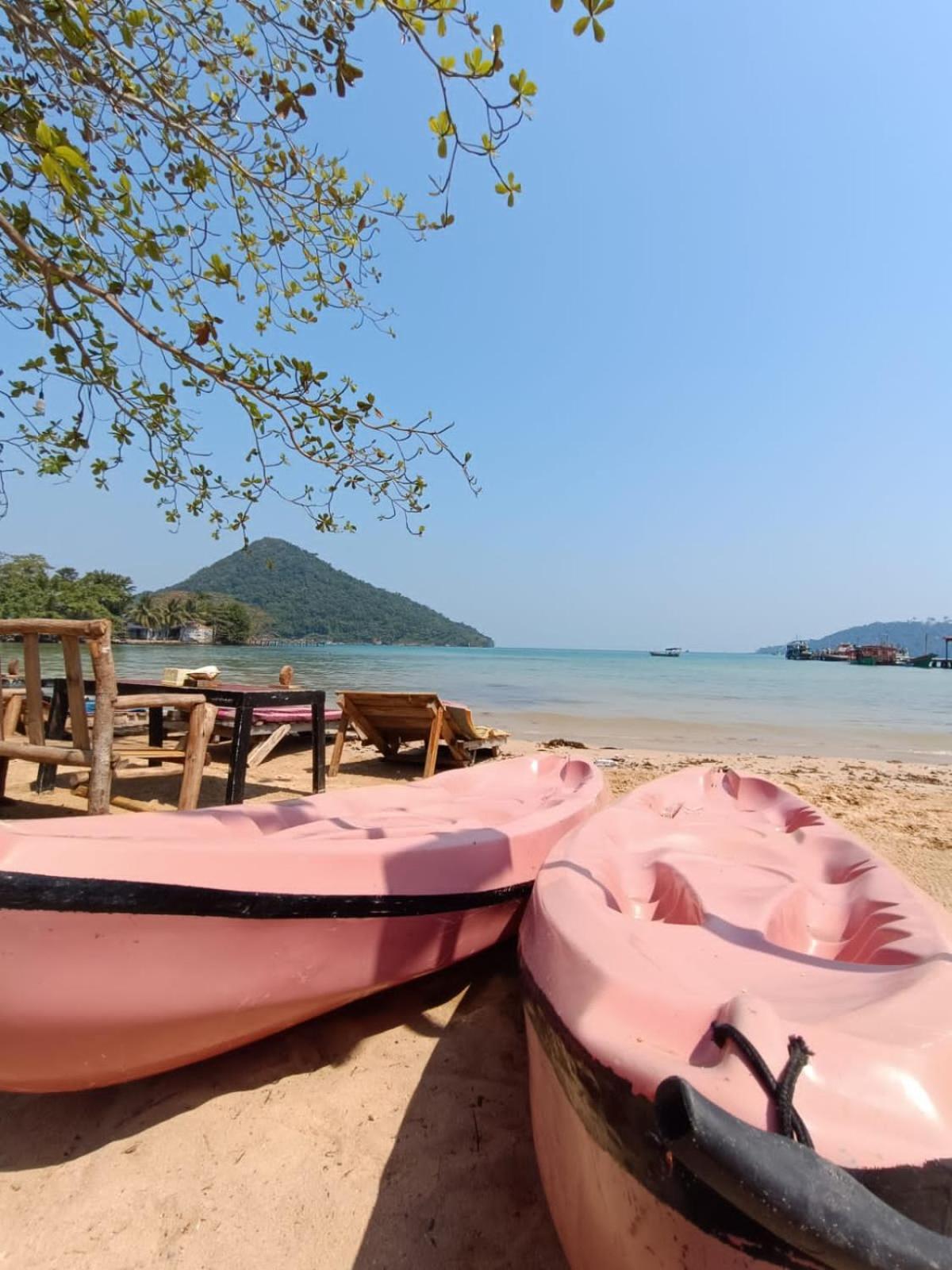 Golden Snake Guesthouse Beach Ko Rong Sanloem Eksteriør bilde